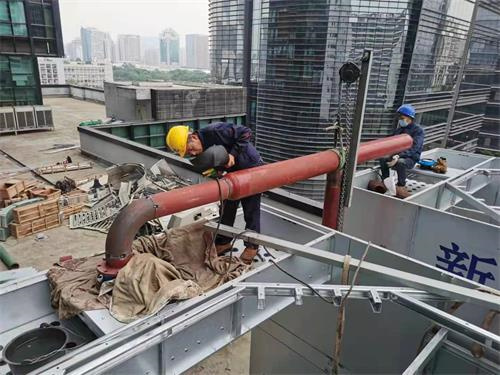 使用高溫冷卻塔的安全措施與影響因素(冷卻塔安全技術方案)